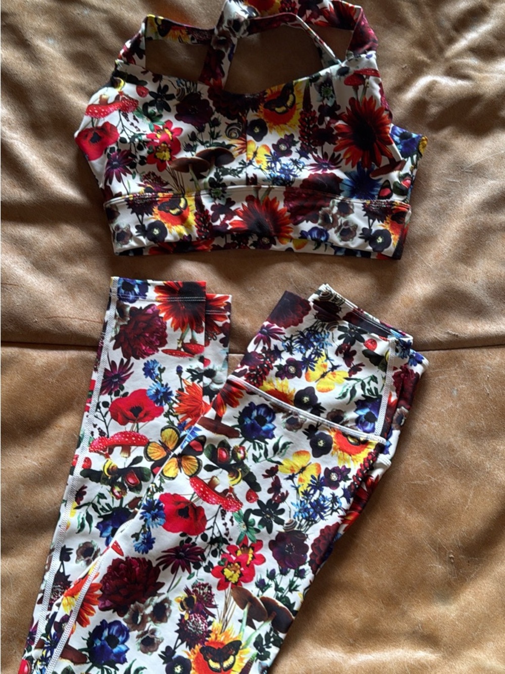 Floral Print Women's Leggings & Crop Top Set - White Multi